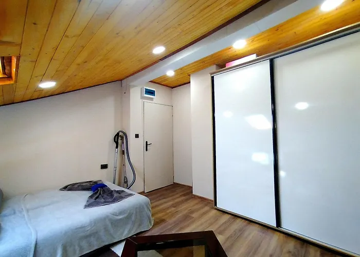 아파트 Budget With Breakfast