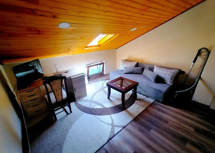 Budget With Breakfast 아파트